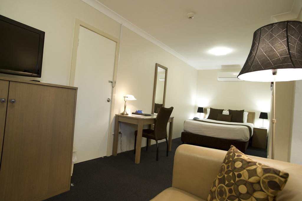 Noah'S Mid City Motor Inn Muswellbrook Cameră foto